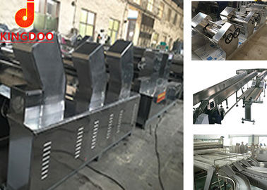 Tagliatella industriale di sicurezza che fa produzione non fritta della tagliatella istantanea della macchina